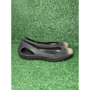 CROCS Kadee Womens‎ Size 9 Black Gold Slip On Shoes Ballet Flats Beach Sandals